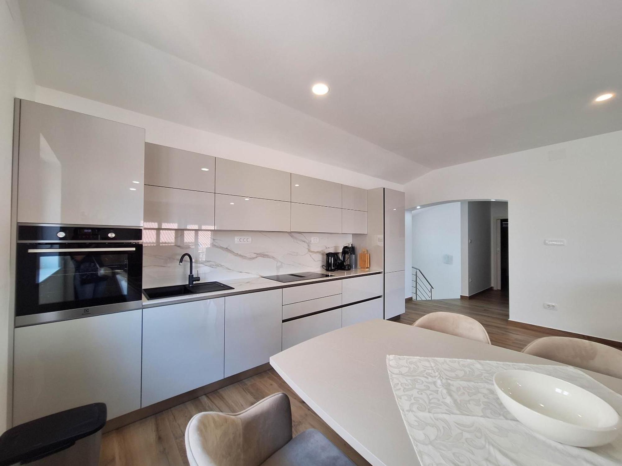 Apartments Kulas Нови Винодолски Екстериор снимка