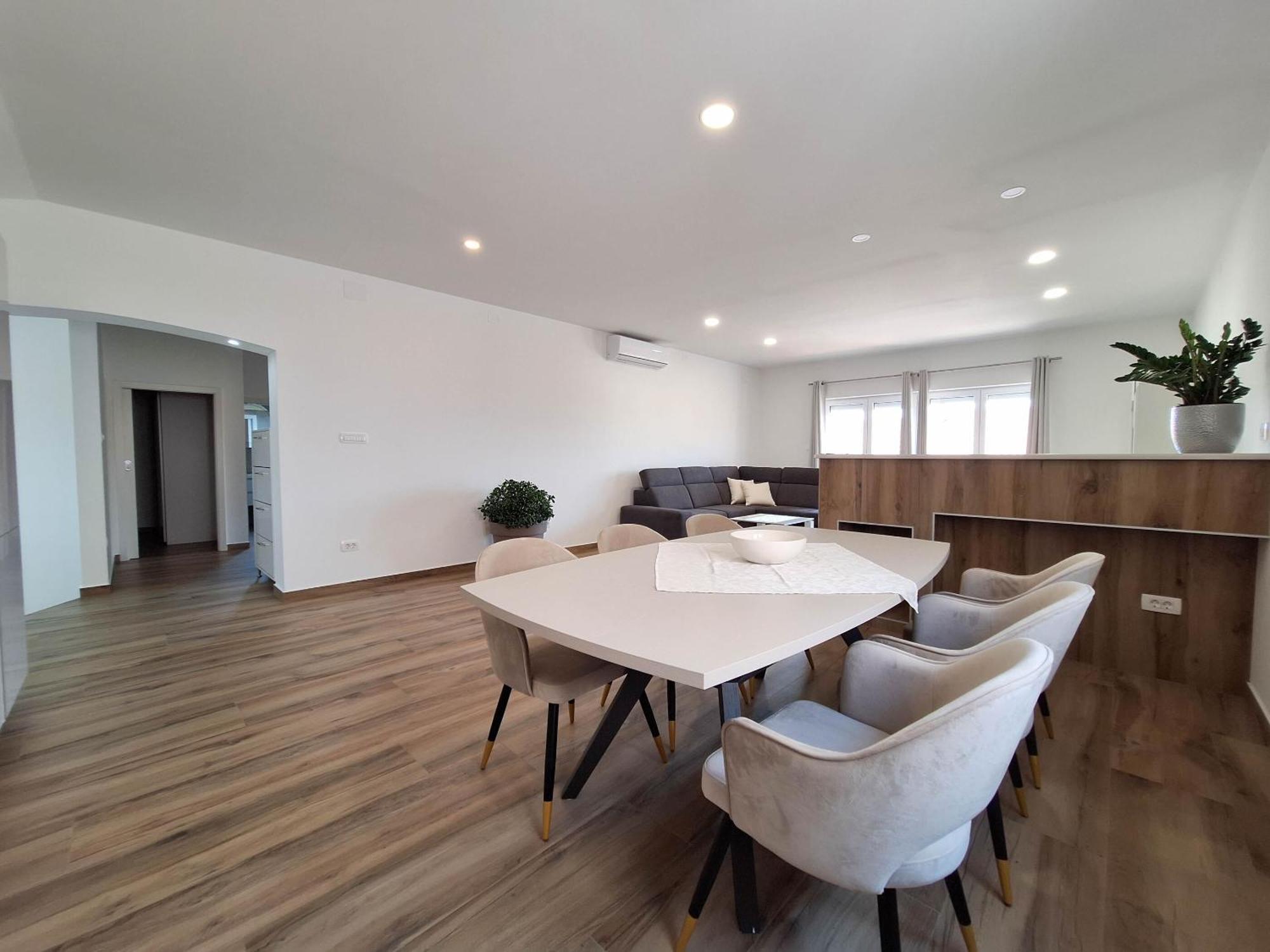 Apartments Kulas Нови Винодолски Екстериор снимка