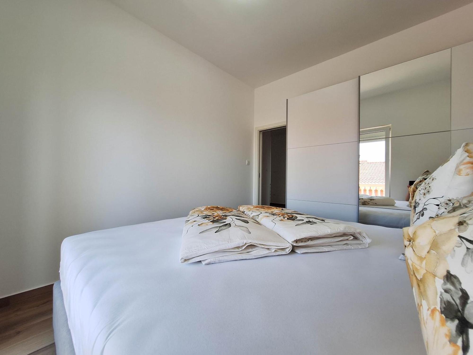 Apartments Kulas Нови Винодолски Екстериор снимка